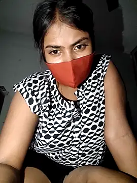 Snapshot of Red_Love_1 chatting on 11-18-25, 07:18 Red Love 1 online show from 11-18-25, 07:18