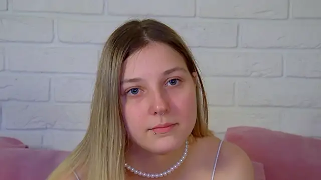 TinnaBurton online show from 07-01-26, 04:07