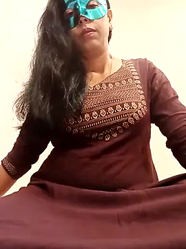 Nisha  19 online show from 12-02-25, 07:36