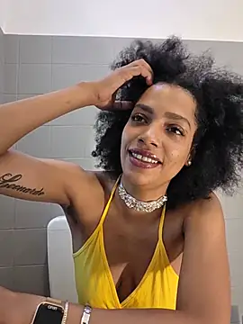 Snapshot of chanell95 chatting on 06-27-26, 04:23 chanell95 online show from 06-27-26, 04:23