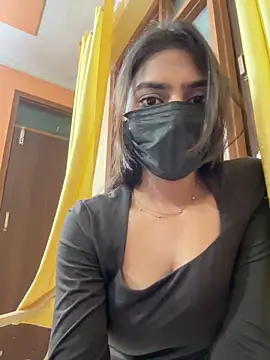 Snapshot of sexyayeshadesi chatting on 02-06-26, 06:44 sexyayeshadesi online show from 02-06-26, 06:44