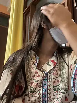 Snapshot of sexyayeshadesi chatting on 02-19-26, 06:15 sexyayeshadesi online show from 02-19-26, 06:15