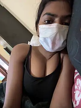 Snapshot of sexyayeshadesi chatting on 03-07-26, 06:43 sexyayeshadesi online show from 03-07-26, 06:43