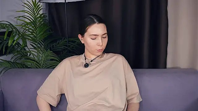 Snapshot of ChuBanda chatting on 11-19-25, 01:00 ChuBanda online show from 11-19-25, 01:00