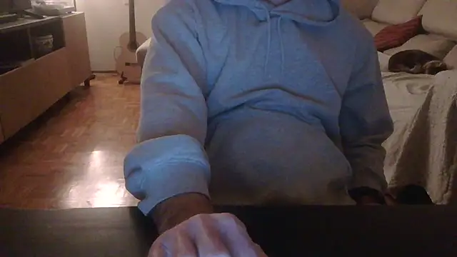 Snapshot of Ilsexyvizietto chatting on 03-09-26, 08:24 Ilsexyvizietto online show from 03-09-26, 08:24