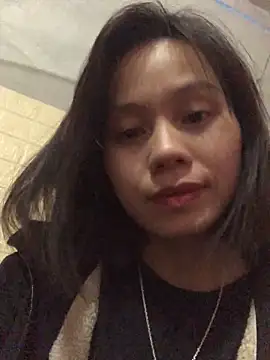 Snapshot of Trangbabylove chatting on 11-27-25, 12:02 Trangbabylove online show from 11-27-25, 12:02