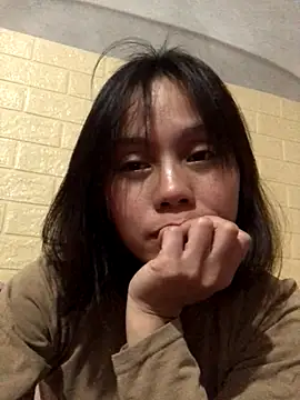 Snapshot of Trangbabylove chatting on 12-01-25, 12:21 Trangbabylove online show from 12-01-25, 12:21