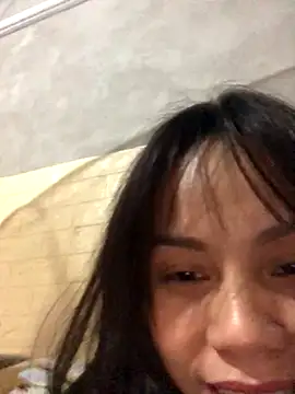 Snapshot of Trangbabylove chatting on 01-09-26, 12:08 Trangbabylove online show from 01-09-26, 12:08