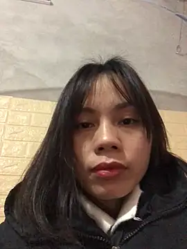 Snapshot of Trangbabylove chatting on 01-11-26, 07:02 Trangbabylove online show from 01-11-26, 07:02