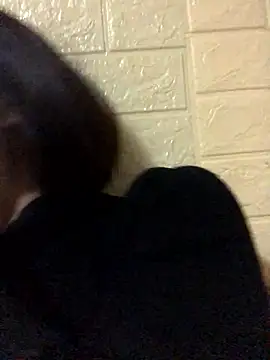 Snapshot of Trangbabylove chatting on 01-17-26, 11:30 Trangbabylove online show from 01-17-26, 11:30