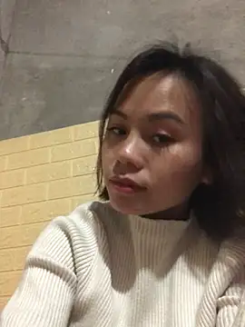 Snapshot of Trangbabylove chatting on 02-20-26, 10:27 Trangbabylove online show from 02-20-26, 10:27