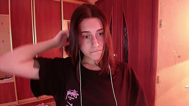 KristinaScott online show from 04-03-26, 03:32