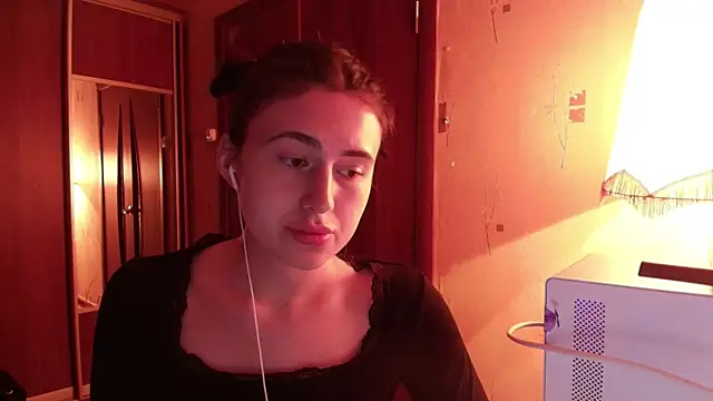 KristinaScott online show from 04-05-26, 05:21