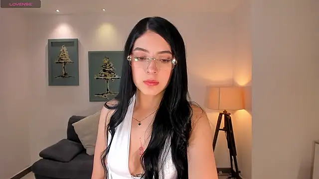 HaileyRoss  online show from 02-10-26, 12:31