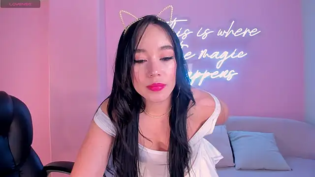 Snapshot of ZaraKafruni chatting on 02-10-26, 04:05 ZaraKafruni online show from 02-10-26, 04:05