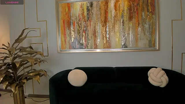 ZaraKafruni online show from 04-22-26, 04:04