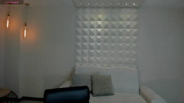 SophieLanne online show from 03-11-26, 04:29