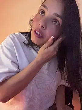 LaraDanverss online show from 07-15-26, 10:37