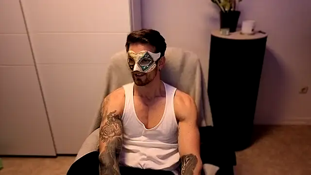 Snapshot of Mystery_Mark chatting on 11-23-25, 07:24 Mystery Mark online show from 11-23-25, 07:24