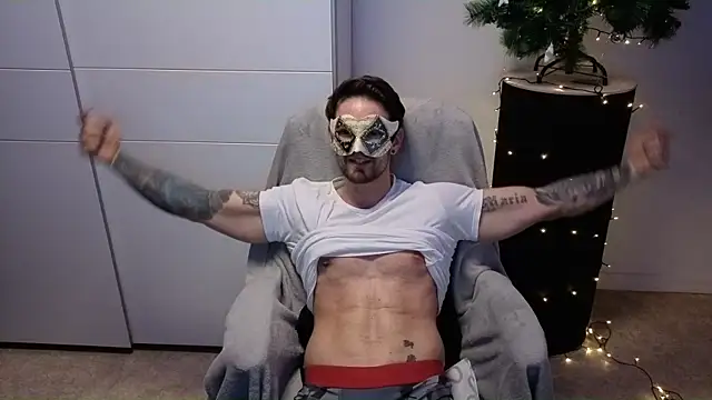 Snapshot of Mystery_Mark chatting on 12-17-25, 07:42 Mystery Mark online show from 12-17-25, 07:42