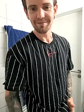 Snapshot of Mystery_Mark chatting on 02-20-26, 08:42 Mystery Mark online show from 02-20-26, 08:42