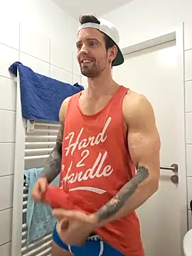 Snapshot of Mystery_Mark chatting on 02-28-26, 07:48 Mystery Mark online show from 02-28-26, 07:48