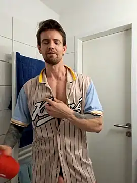 Snapshot of Mystery_Mark chatting on 03-02-26, 05:20 Mystery Mark online show from 03-02-26, 05:20