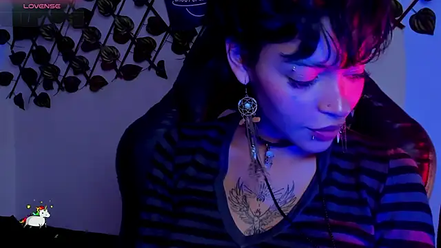 Anny Kiitty online show from 06-11-26, 06:00