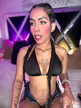 Fiorella Bossh  online show from 11-17-25, 06:57