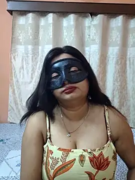 Cute-richa1 online show from 04-20-26, 06:09