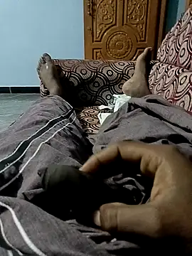 Snapshot of spermc chatting on 11-25-25, 03:34 spermc online show from 11-25-25, 03:34