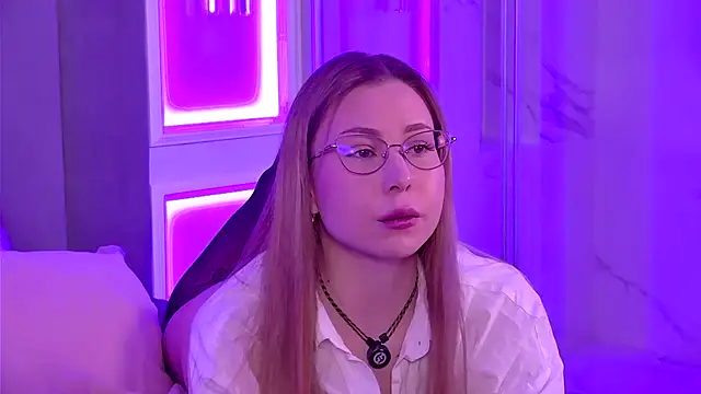 -SaraBlack- online show from 12-19-25, 05:09