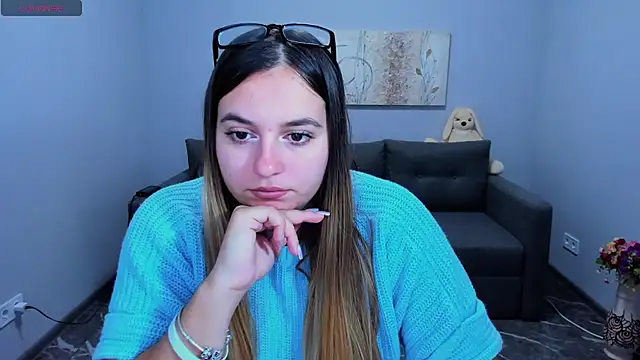 Maria Bond online show from 12-04-25, 06:44