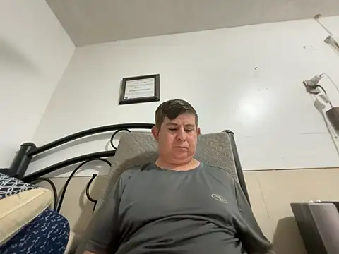 Snapshot of beto536 chatting on 02-22-26, 05:19 beto536 online show from 02-22-26, 05:19