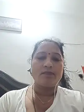 Snapshot of Horney_Ladyy chatting on 11-29-25, 02:20 Horney Ladyy online show from 11-29-25, 02:20