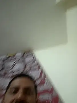 Snapshot of BuskedFester chatting on 12-02-25, 03:56 BuskedFester online show from 12-02-25, 03:56