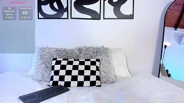 Sofi vega77 online show from 03-08-26, 11:58