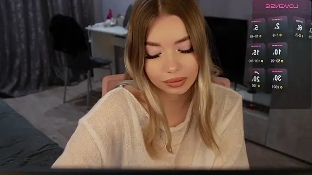 Snapshot of maymaymaymayy chatting on 11-17-25, 01:33 maymaymaymayy online show from 11-17-25, 01:33