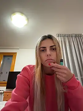 Snapshot of feliciafelon chatting on 11-28-25, 09:06 feliciafelon online show from 11-28-25, 09:06