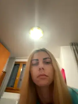 Snapshot of feliciafelon chatting on 12-03-25, 05:44 feliciafelon online show from 12-03-25, 05:44