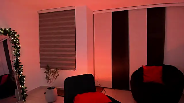 Snapshot of -Kennya chatting on 01-07-26, 11:29 -Kennya online show from 01-07-26, 11:29