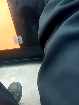 Jeison0323 online show from 04-25-26, 07:44