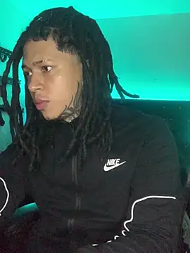 Snapshot of Zero-X9 chatting on 02-12-26, 12:00 Zero-X9 online show from 02-12-26, 12:00