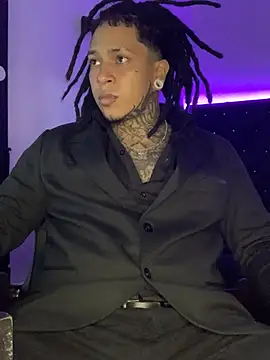 Snapshot of Zero-X9 chatting on 02-14-26, 09:11 Zero-X9 online show from 02-14-26, 09:11