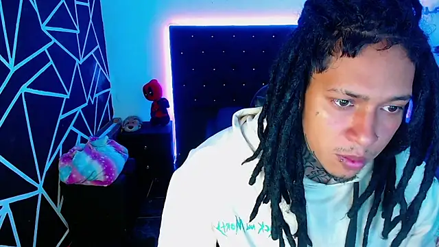 Snapshot of Zero-X9 chatting on 02-24-26, 09:35 Zero-X9 online show from 02-24-26, 09:35