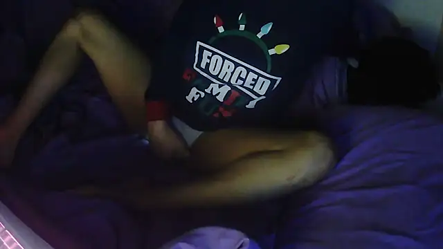 Snapshot of rosiefawnxo chatting on 11-16-25, 07:03 rosiefawnxo online show from 11-16-25, 07:03