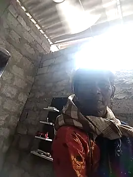 Snapshot of La44_telugu3 chatting on 11-16-25, 09:48 La44 telugu3 online show from 11-16-25, 09:48