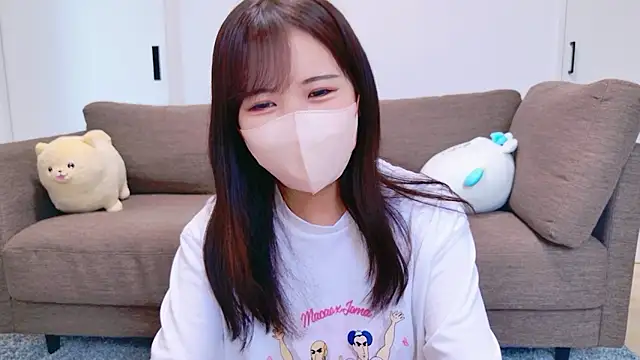 Nemu chan  online show from 04-28-26, 11:21