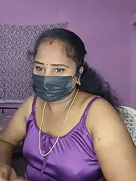 Snapshot of Tamil_devagi chatting on 06-19-26, 05:39 Tamil devagi online show from 06-19-26, 05:39