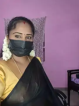 Snapshot of Tamil_devagi chatting on 06-22-26, 05:43 Tamil devagi online show from 06-22-26, 05:43